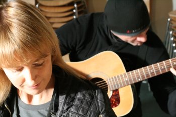 A London worship guitar course – some questions